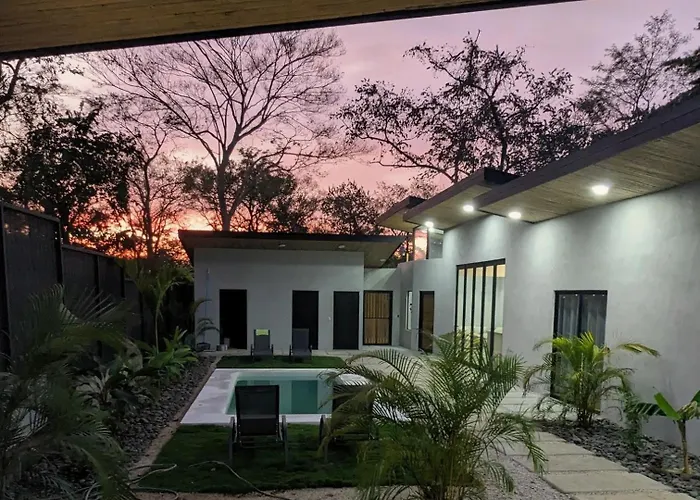Casa Dragonfly 1 Guest house